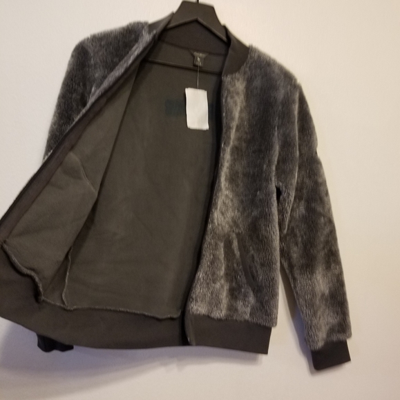 Eddie Bauer Trophy sherpa Bomber in dark smoke - Picture 3 of 7